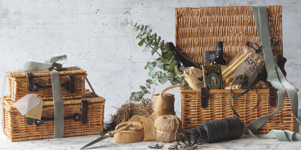 Seven steps to create the perfect Christmas hamper