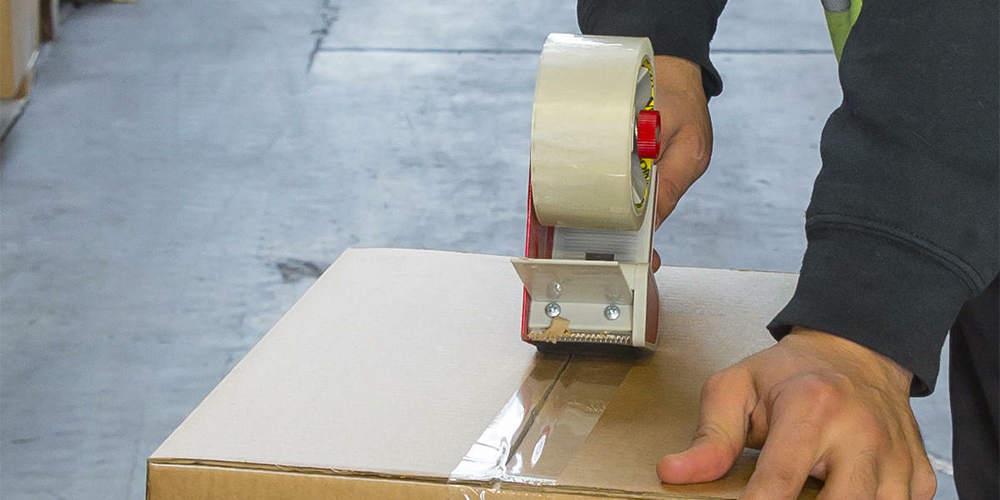 How to seal a cardboard box for courier safe transit