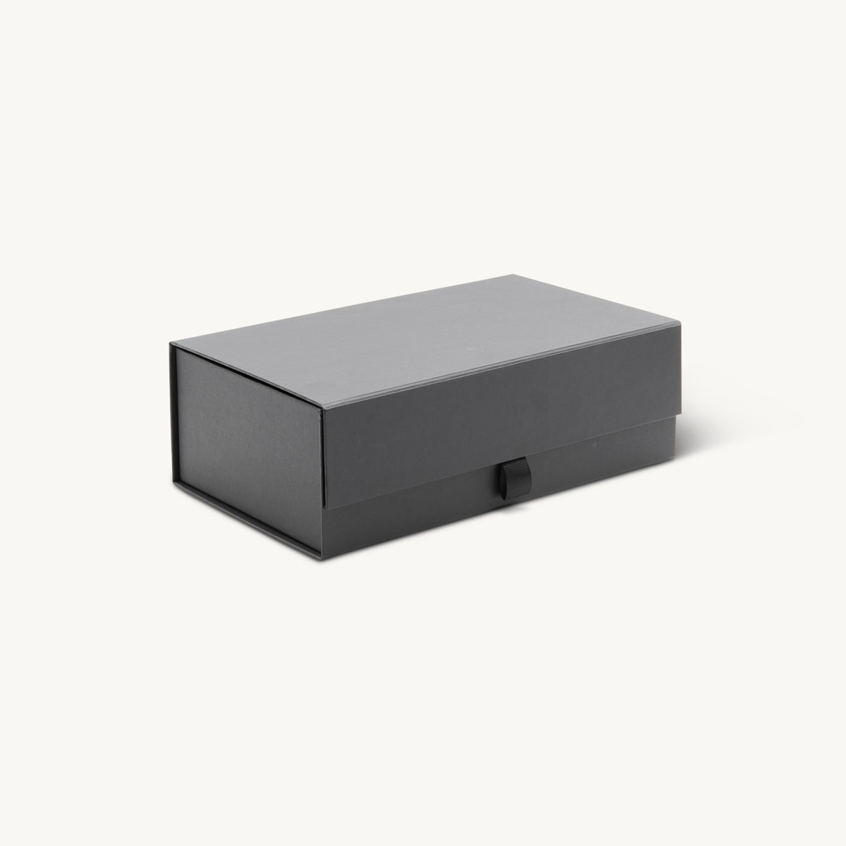 12 inch magnetic hamper.