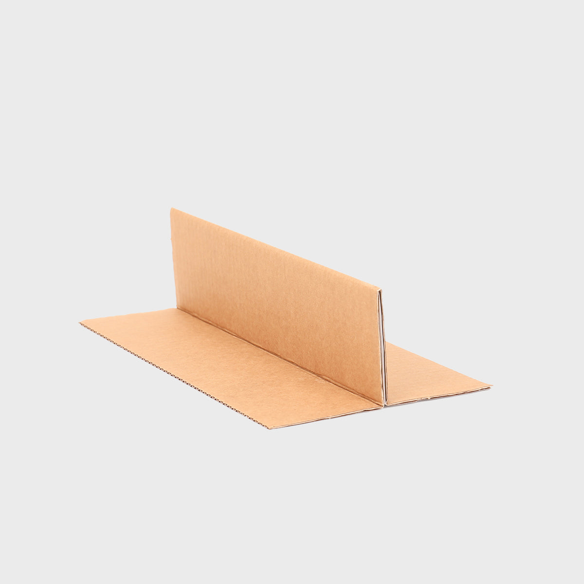 Heavy duty divider for front opening style boxes.