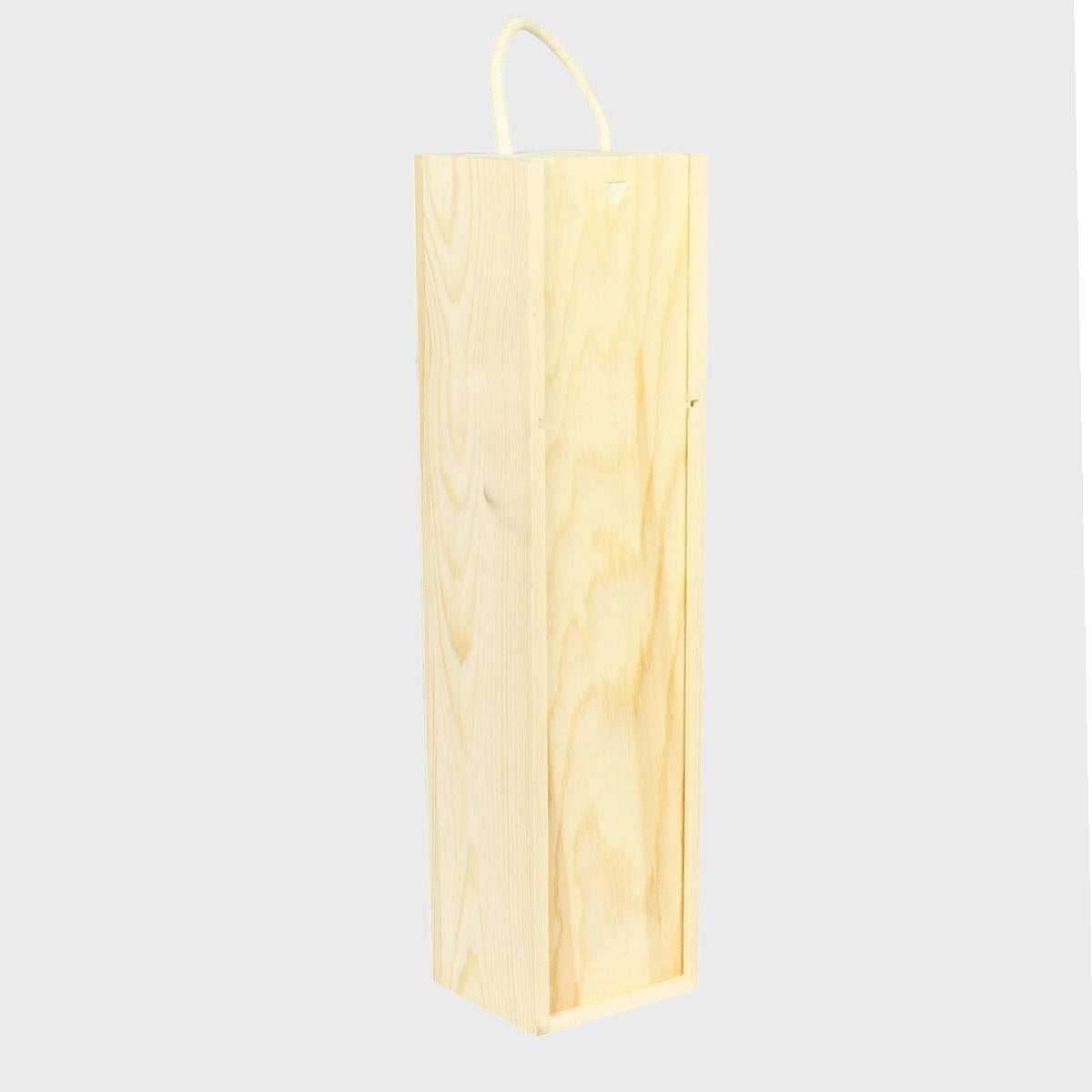 1 Bottle and gift wooden box with premium natural wood grain and secure hardware closures.