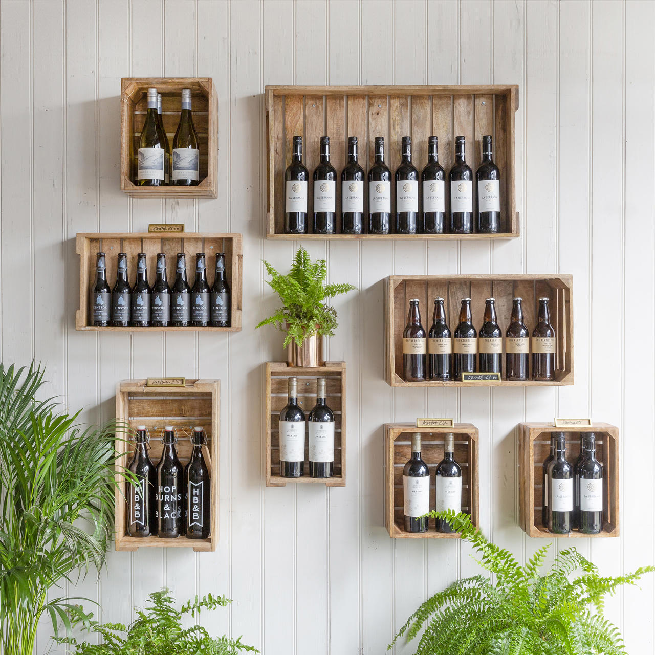 Mango wood chitting tray with structured, low-profile walls and open-top design.