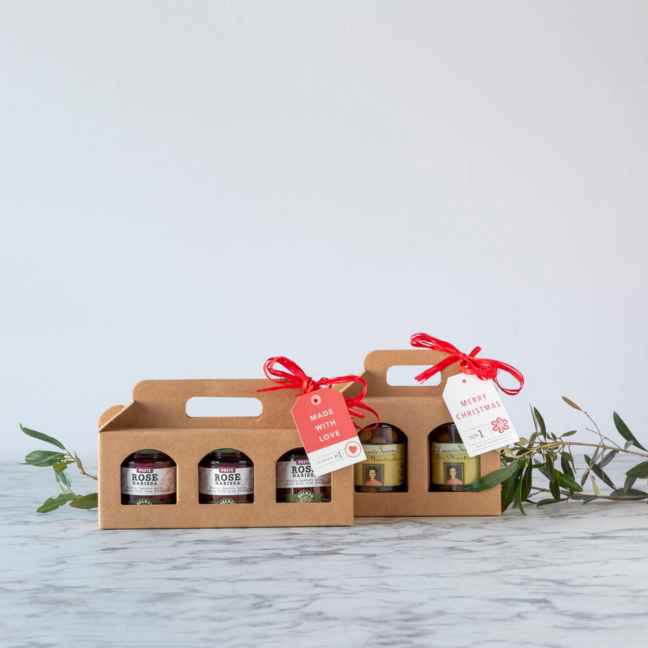 Made with love red and white gift tag.