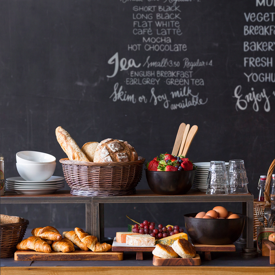Kelso matte black bowl.