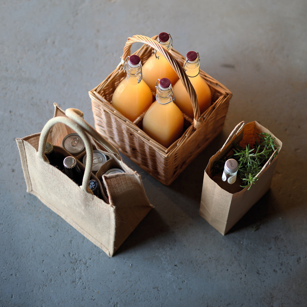 4 bottle wicker wine carrier.
