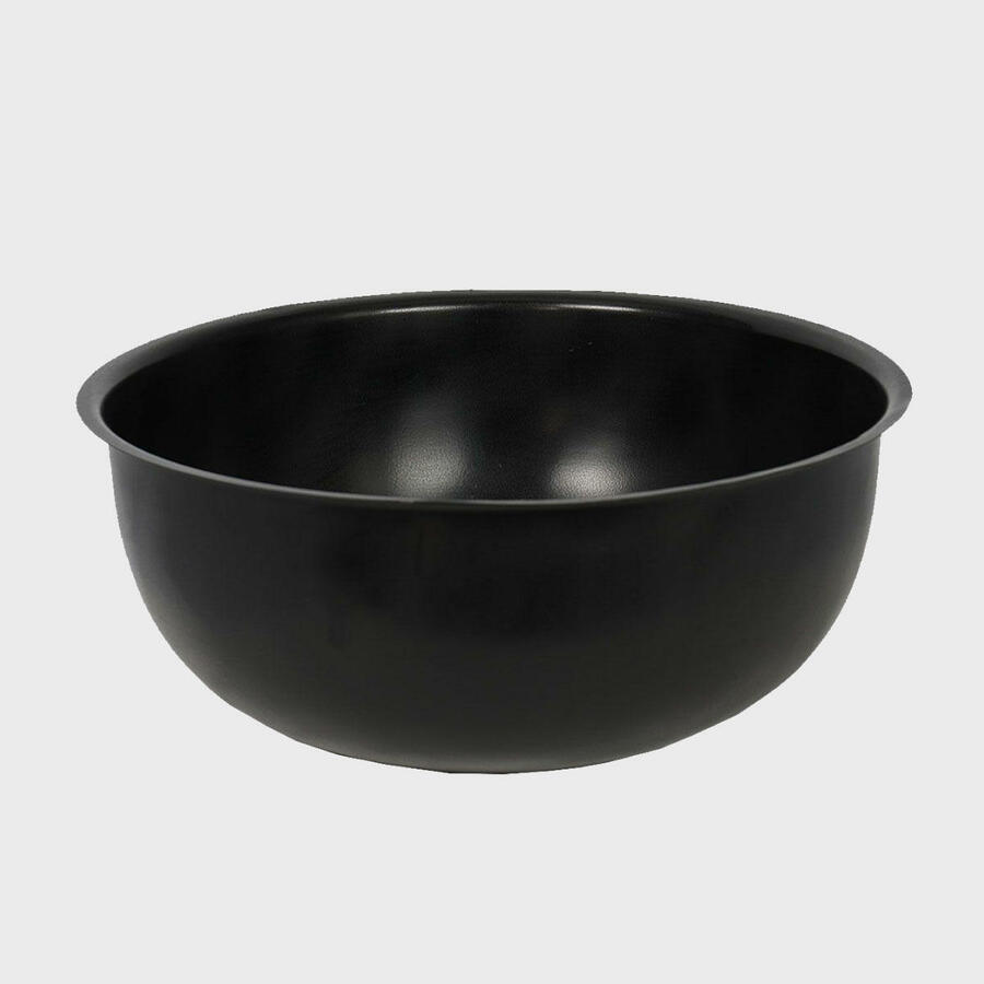 Kelso matte black bowl.