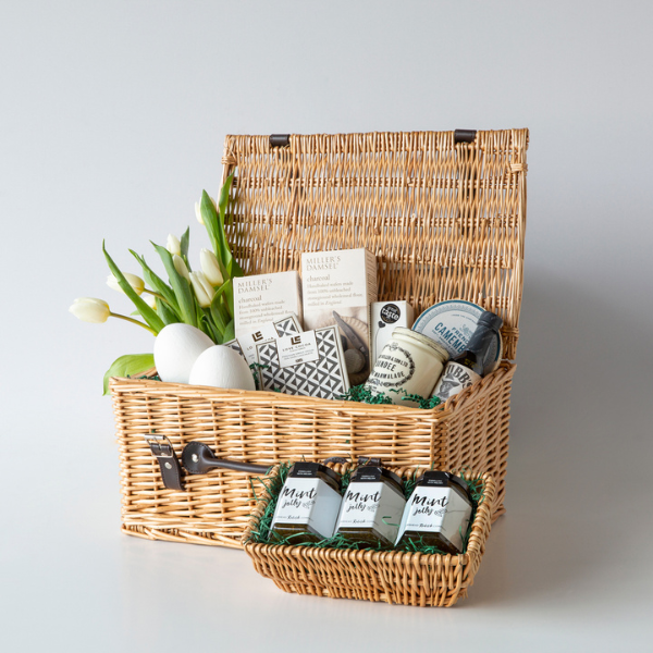Hamper boxes that create experiences.