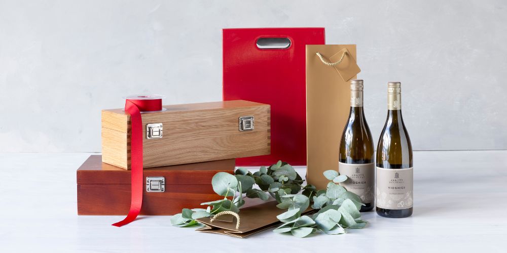 How to create Christmas luxury wine gifts with premium packaging