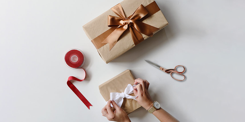 Simple gifting: it's all in the finishing touches