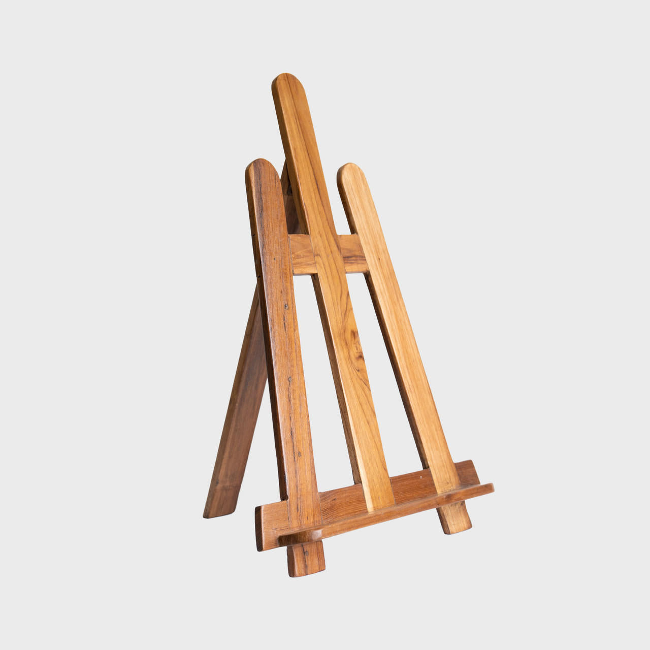 Easel a4 signage stand with a clean surface for visible retail messaging.