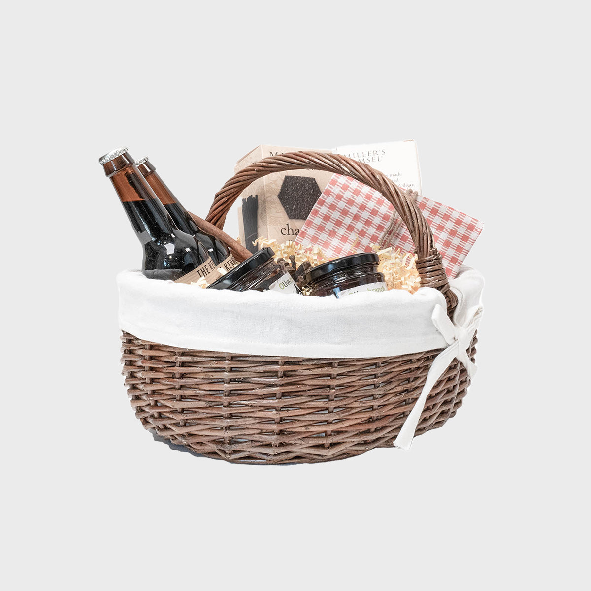 Wicker gift baskets with cotton liner - nest of two.