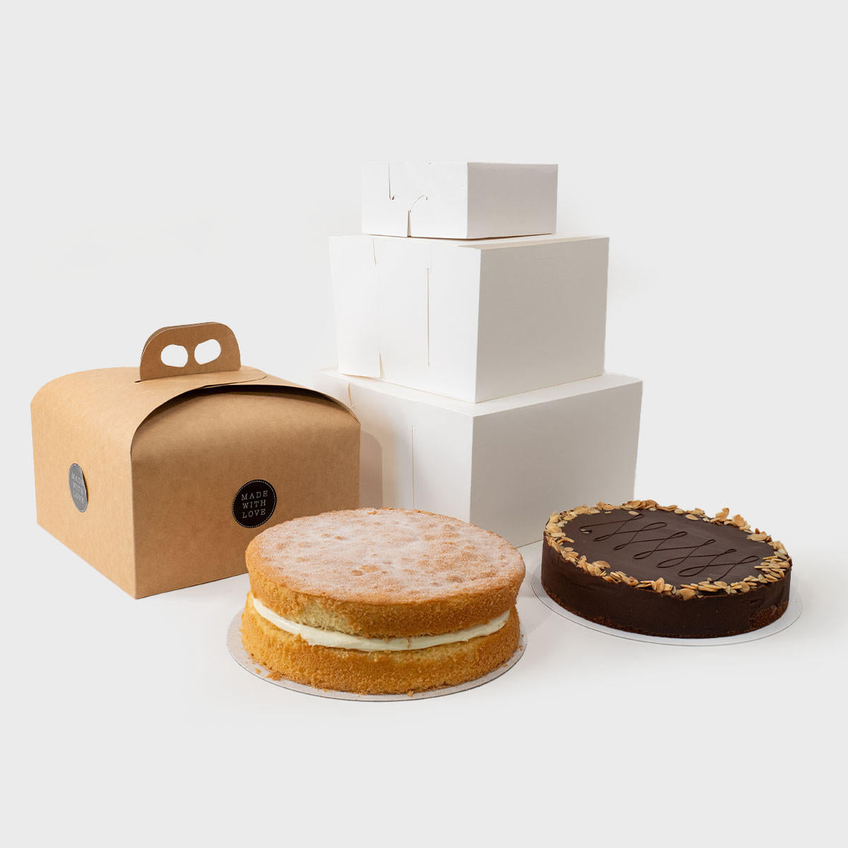 White takeaway cake box.