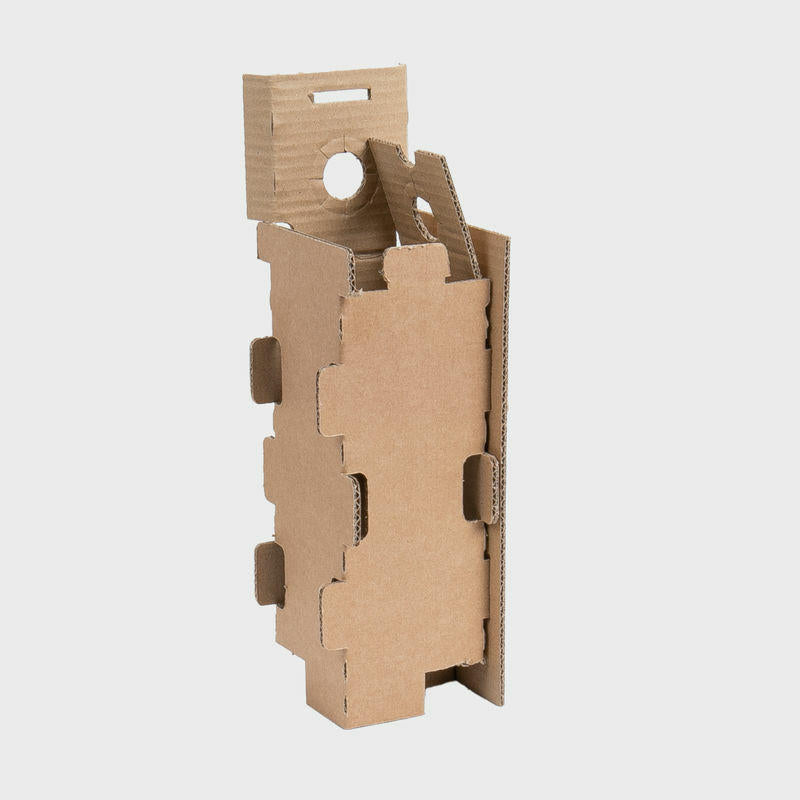 1 bottle spirit Mailsafe shipping box from thick, impact-resistant inner for bottle security.