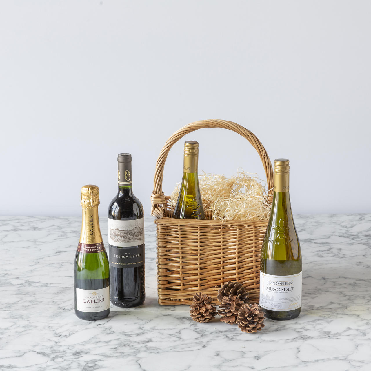 4 bottle wicker wine carrier.
