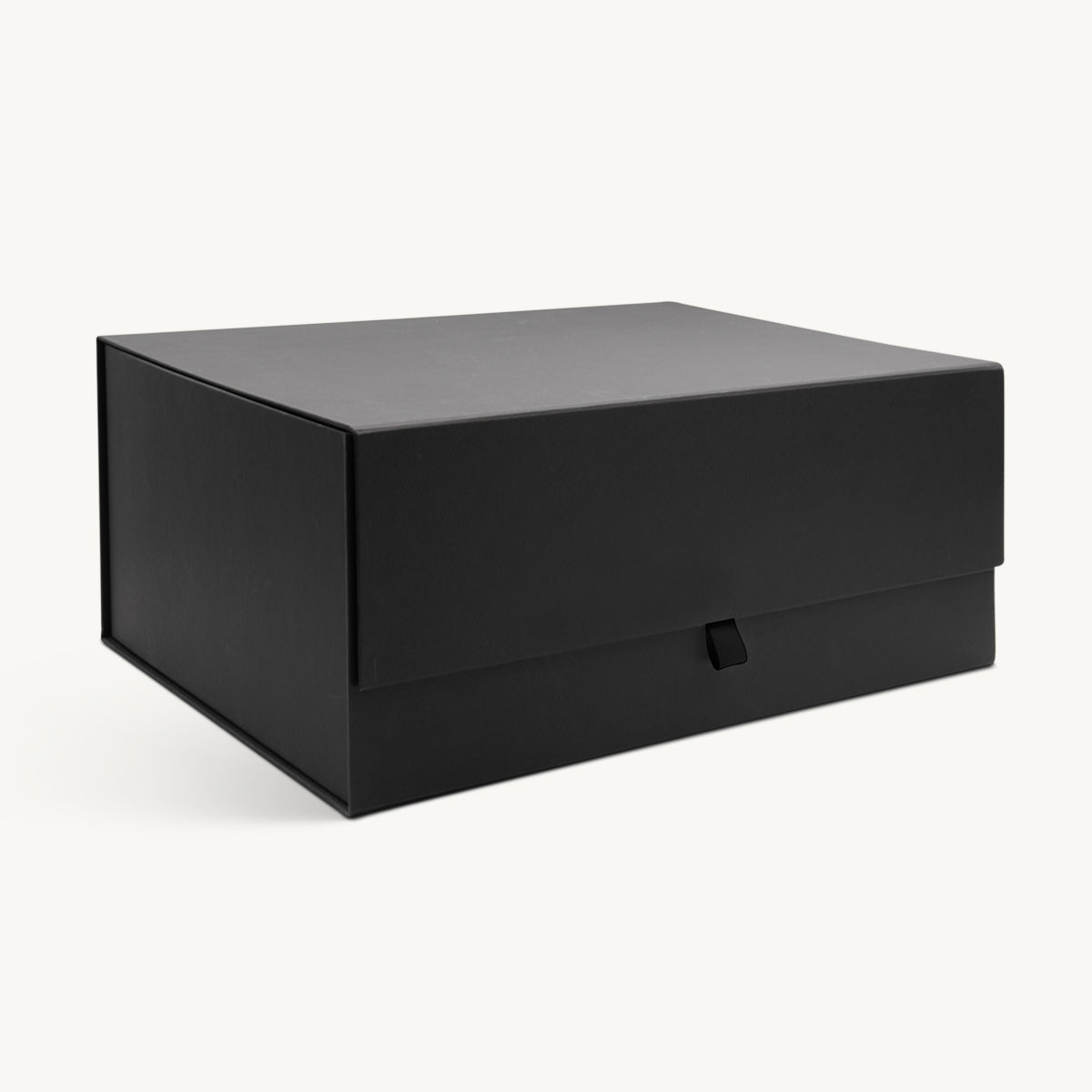 18 inch magnetic hamper