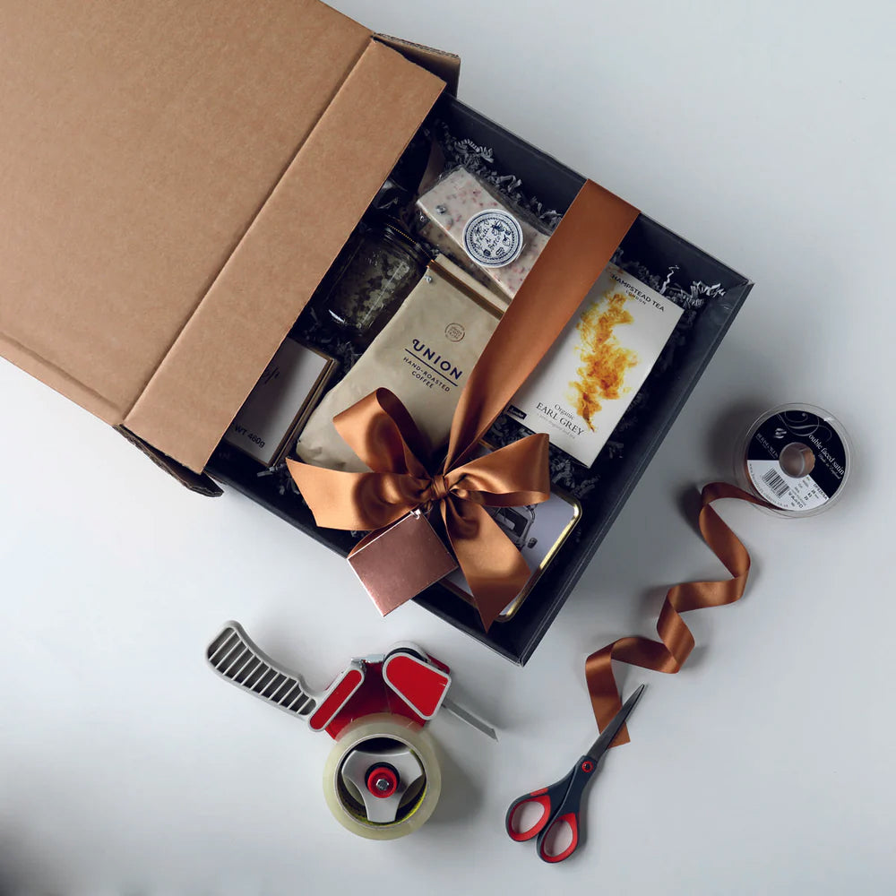 Large card tray protective outer