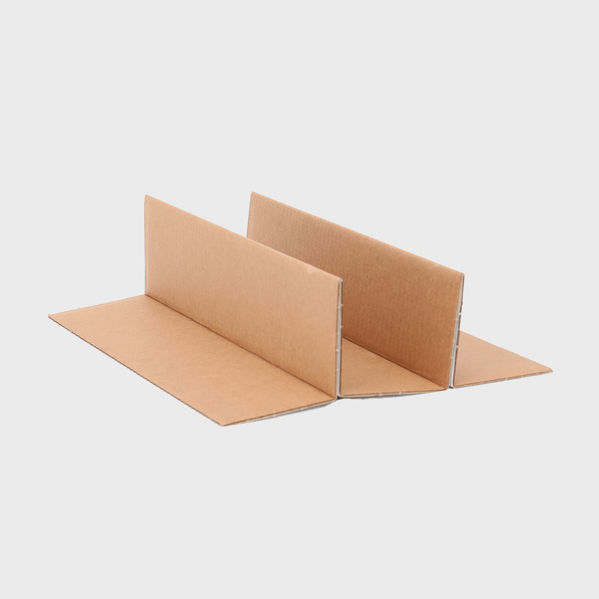 Heavy duty divider for front opening style boxes.