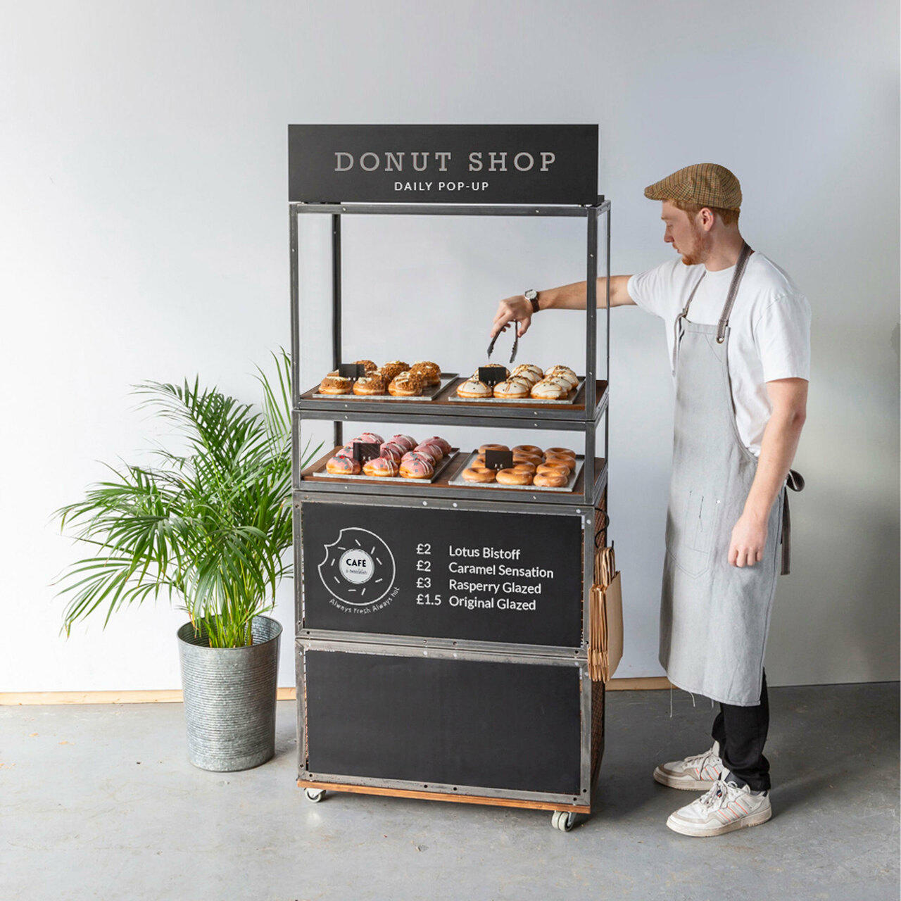 BRIX kiosk featuring a heavy-duty modular geometric profile layout.