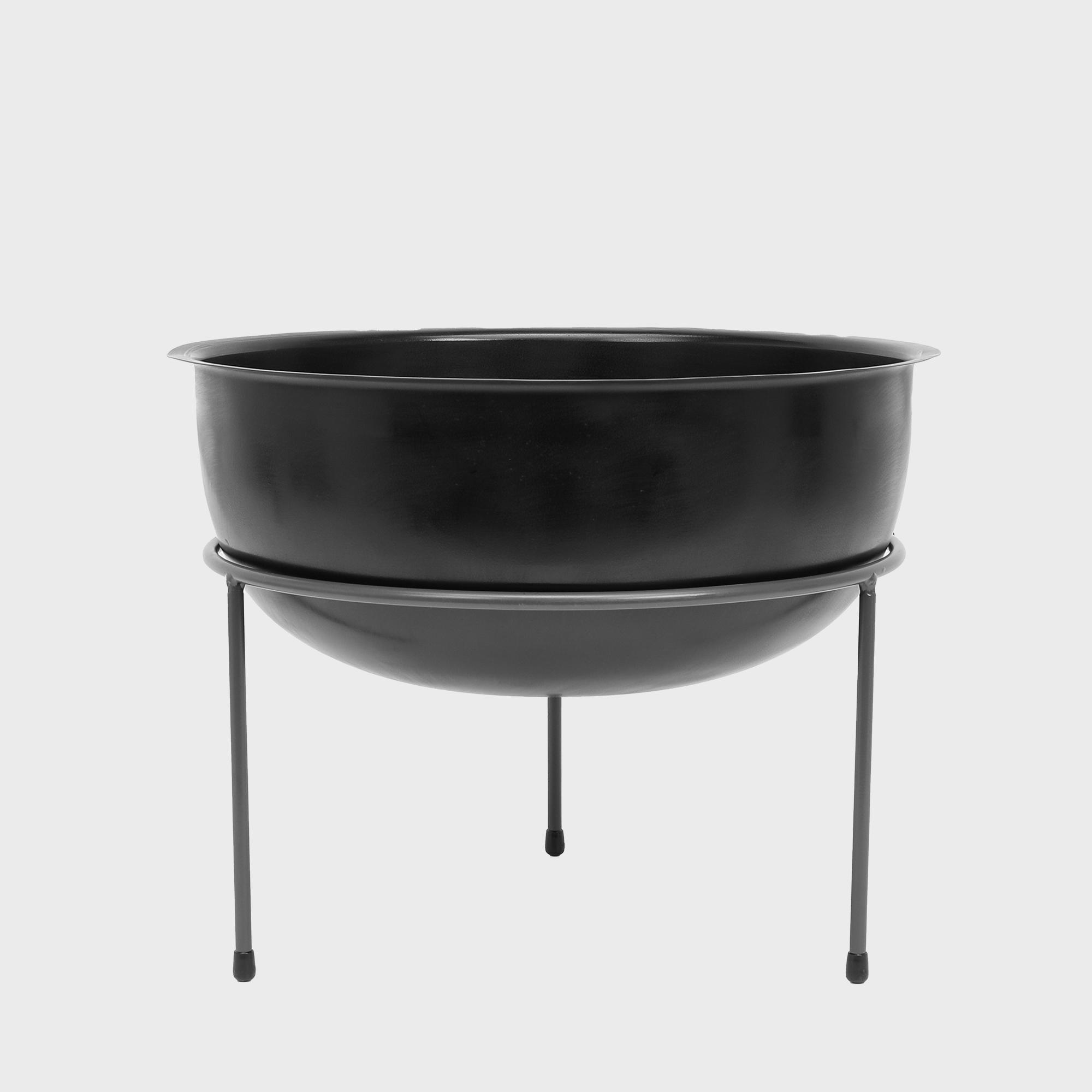 Matlock metal riser with kelso black bowl designed to add functional height and dimension.