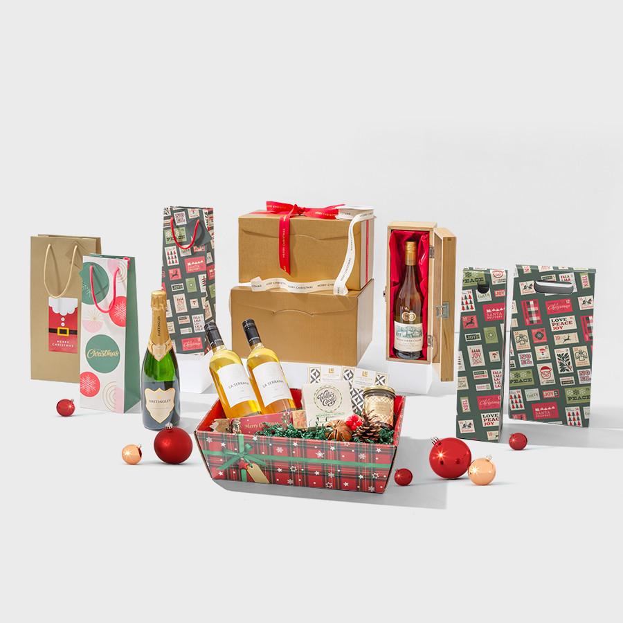 3 Bottle Christmas Gift Box  C24XS3