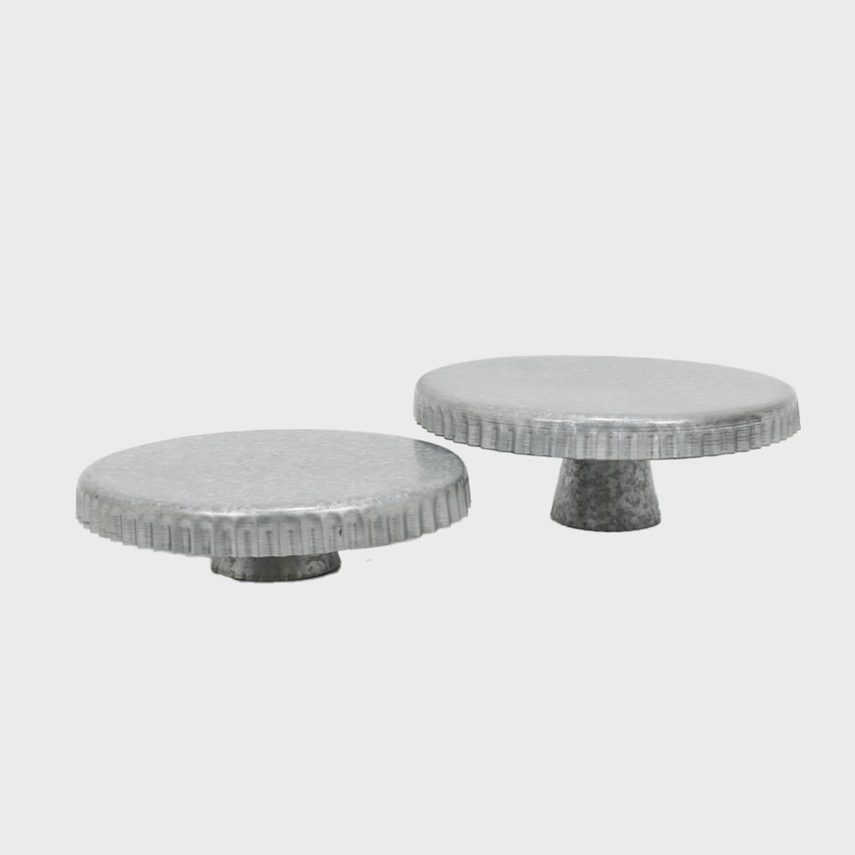 Galvanised Metal Cake Stand with Scalloped Edge (pk 1)  RCCS0